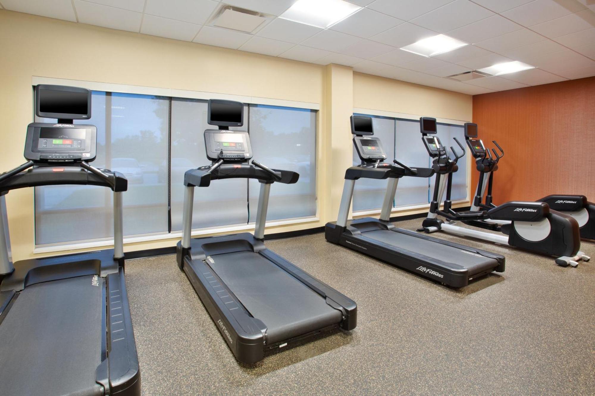 Towneplace Suites By Marriott Detroit Belleville Exteriör bild